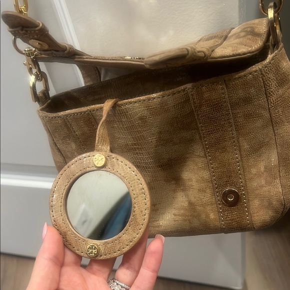 Tory Burch Tan Gold Leather Crossbody Bag / Clutch with gold chain - Picture 9 of 10